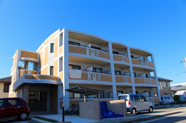 明石市二見町西二見駅前の賃貸